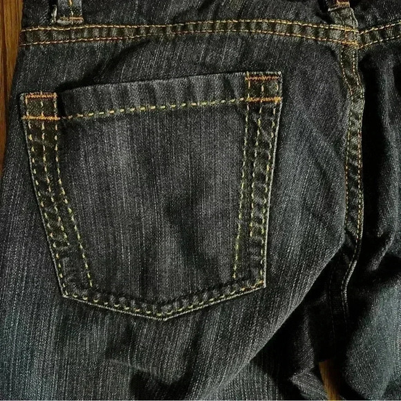 BCBGMaxazria jeans size 27 - Picture 6 of 10